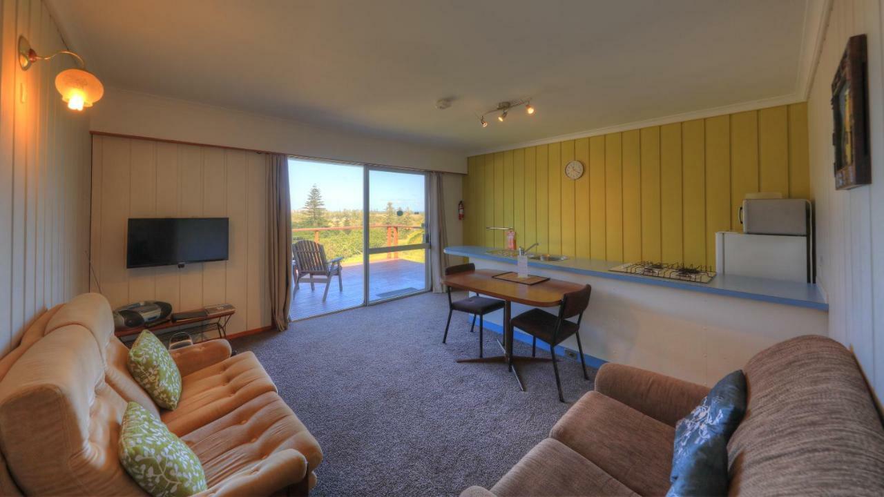 Hideaway Retreat Hotel Burnt Pine Eksteriør billede